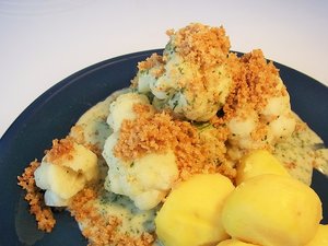 Blumenkohl mit BrÃ¶seln.jpg