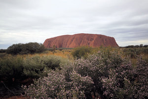 uluru_5795.jpg