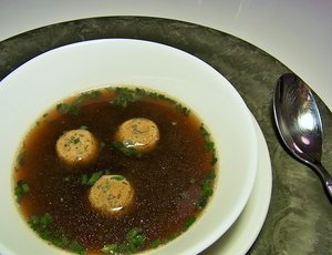 Klare Steinpilzessenz.jpg