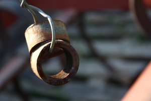 Eisenringe.jpg Eisenringe.jpg
