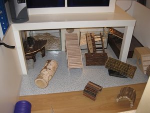 3unter tisch übersicht.JPG