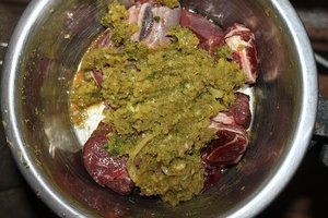 Muskelfleisch (Rind) mit Gemüse (Fenchel, Kohlrabi, Karotte, gedünstete Zwieblringe), .JPG