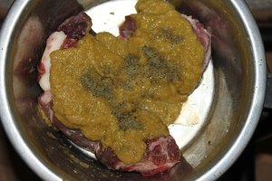 Muskelfleisch (Rind), Artischocke, Zucchini, Karotte, Öl, Salz, Seealgenpulver.JPG